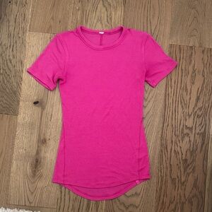 Lululemon pink soft tee